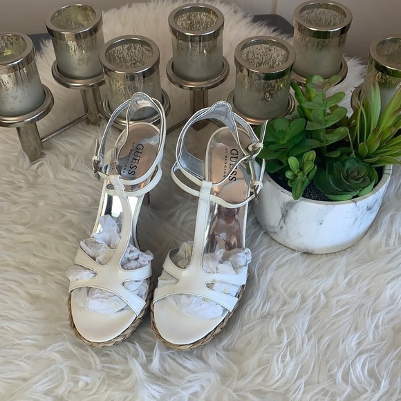 Guess By Marciano White Leather High Heel Sandal Size 7.5 - Picture 1 of 15